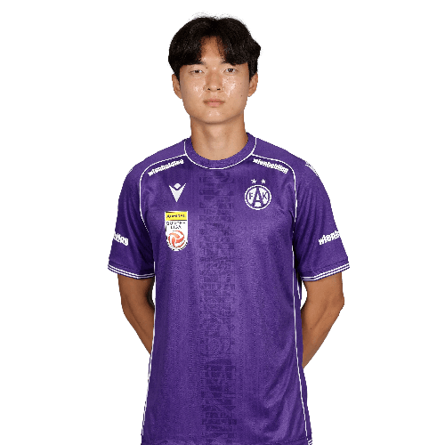 Kang-Hee Lee